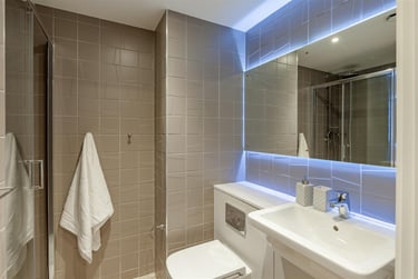 1 bed flat, Morfa Road, City Centre, Swansea, SA12FD - Image 3